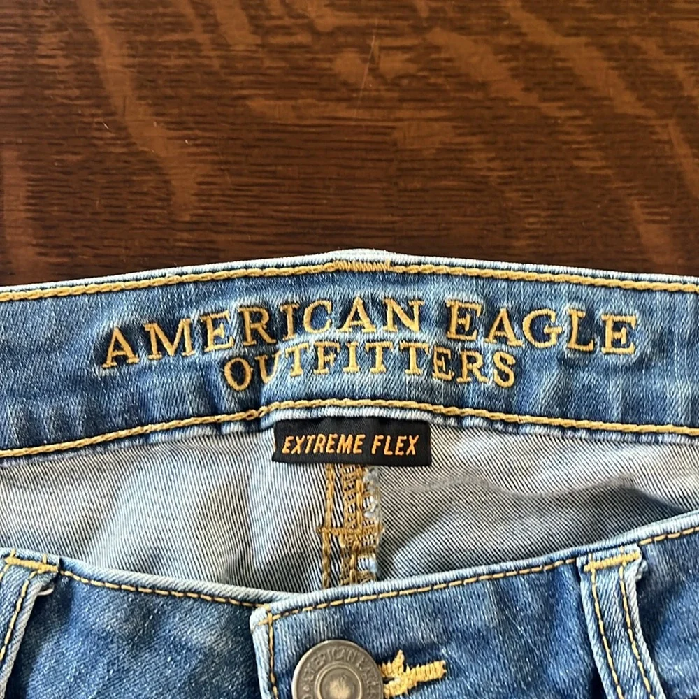 American Eagle Extreme Flex Skinny Men’s Jeans 33X30. Factory faded Blue